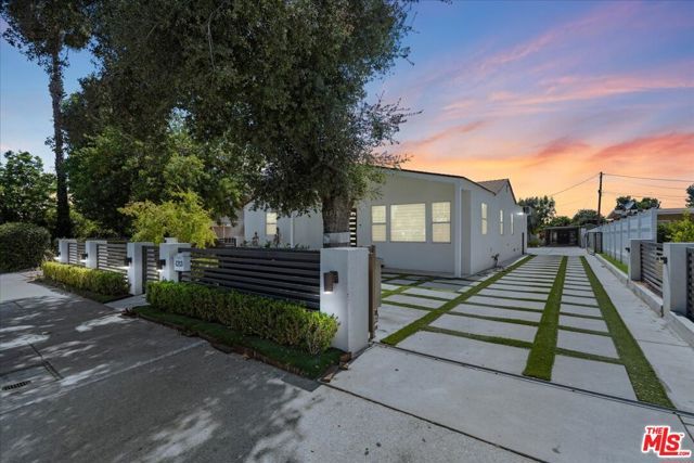 1213 S California Avenue, Monrovia, CA 91016