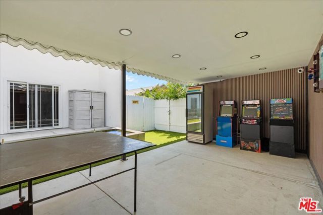 1213 S California Avenue, Monrovia, CA 91016