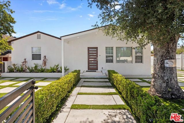 1213 S California Avenue, Monrovia, CA 91016