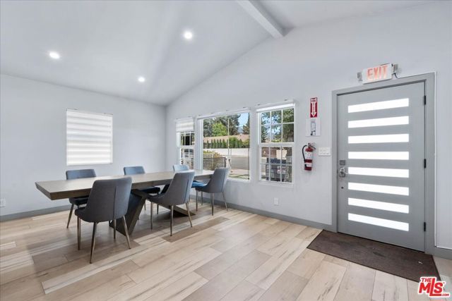 1213 S California Avenue, Monrovia, CA 91016