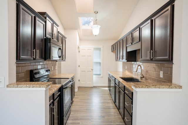 4135 E Autumn Court, Springfield, MO 65802