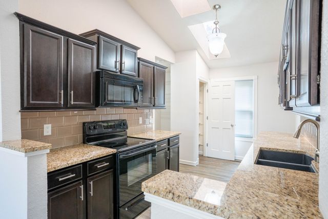 4135 E Autumn Court, Springfield, MO 65802