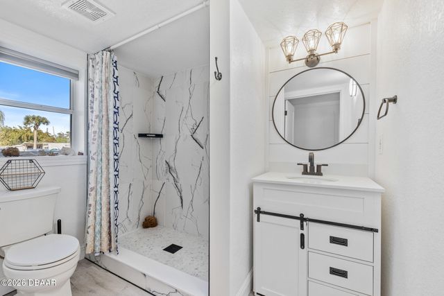 5305 S Ridgewood Avenue, Port Orange, FL 32127