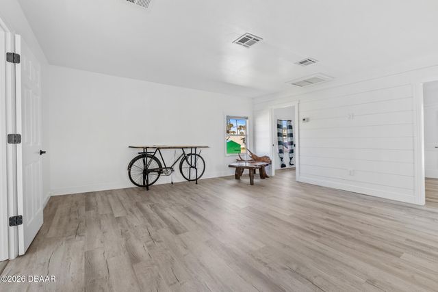 5305 S Ridgewood Avenue, Port Orange, FL 32127