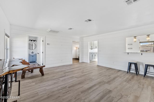 5305 S Ridgewood Avenue, Port Orange, FL 32127