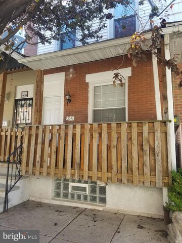 2547 S MILDRED ST, Philadelphia, PA 19148