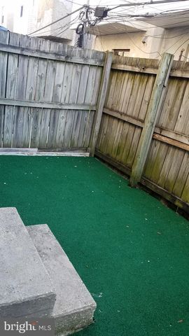 2547 S MILDRED ST, Philadelphia, PA 19148