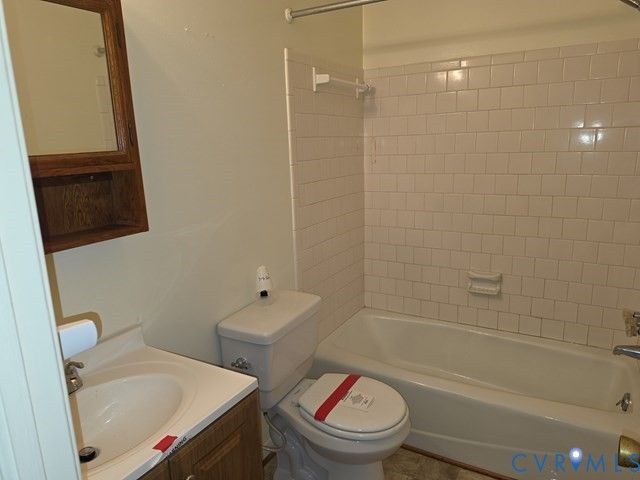 348 Argyll Cir, Henrico, VA 23075