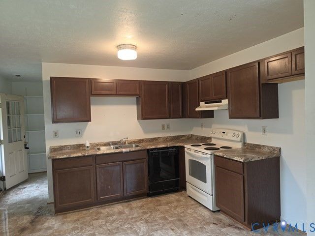 348 Argyll Cir, Henrico, VA 23075