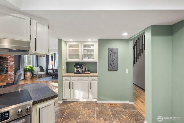 13015 183rd AVE SE, Snohomish, WA 98290