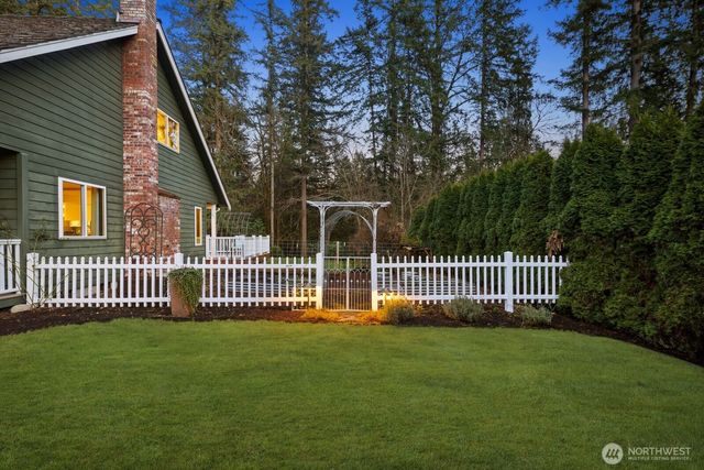 13015 183rd AVE SE, Snohomish, WA 98290