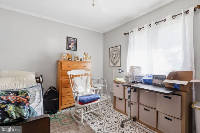 12 GRIDIRON RD, Levittown, PA 19057