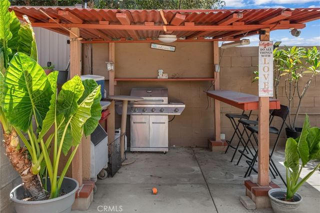 394 S Eucalyptus, Rialto, CA 92376