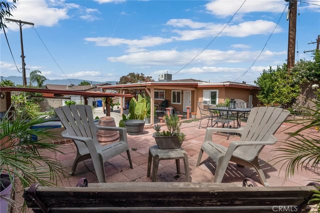 394 S Eucalyptus, Rialto, CA 92376
