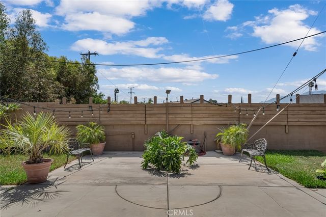 394 S Eucalyptus, Rialto, CA 92376