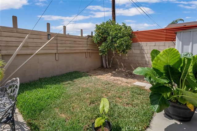 394 S Eucalyptus, Rialto, CA 92376