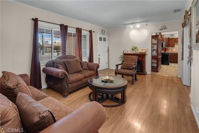 394 S Eucalyptus, Rialto, CA 92376