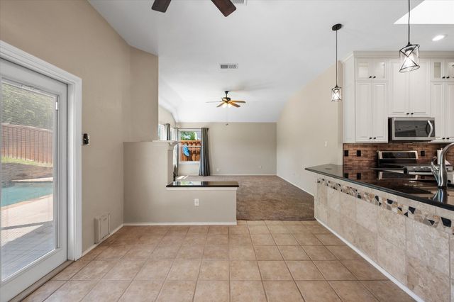 1202 Angel Fire Lane, Arlington, TX 76001