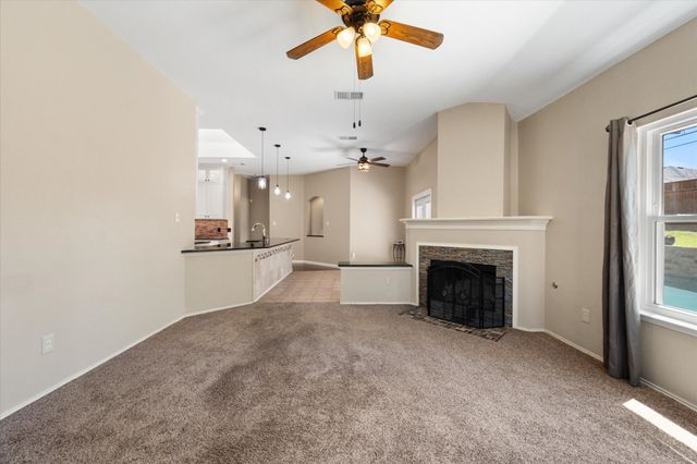 1202 Angel Fire Lane, Arlington, TX 76001