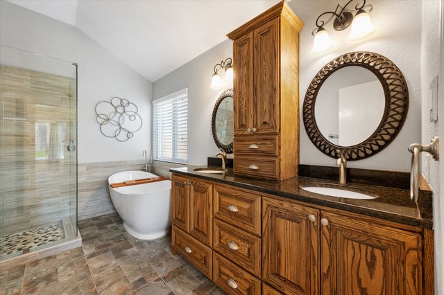 1202 Angel Fire Lane, Arlington, TX 76001