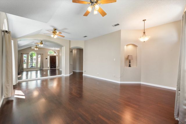 1202 Angel Fire Lane, Arlington, TX 76001