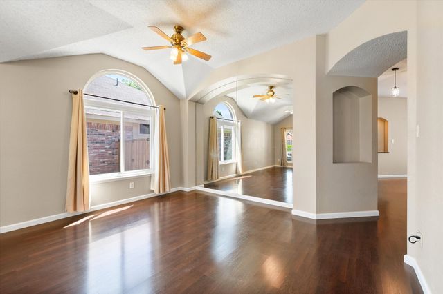 1202 Angel Fire Lane, Arlington, TX 76001