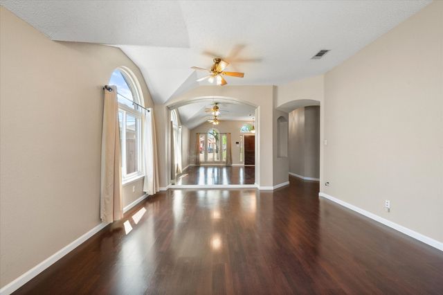 1202 Angel Fire Lane, Arlington, TX 76001