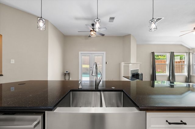 1202 Angel Fire Lane, Arlington, TX 76001