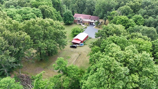 18610 M 86, Three Rivers, MI 49093