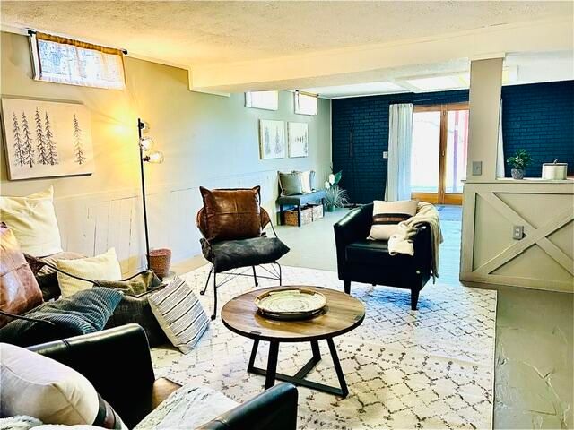 18610 M 86, Three Rivers, MI 49093