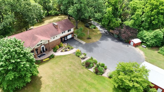 18610 M 86, Three Rivers, MI 49093