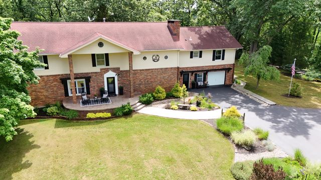 18610 M 86, Three Rivers, MI 49093