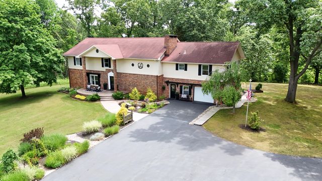18610 M 86, Three Rivers, MI 49093