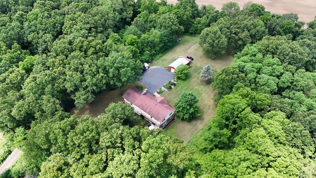 18610 M 86, Three Rivers, MI 49093