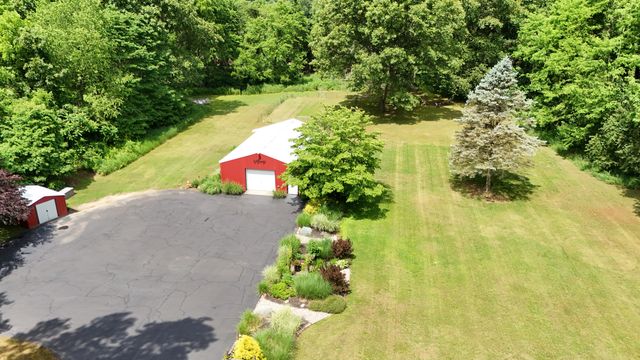 18610 M 86, Three Rivers, MI 49093