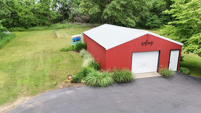 18610 M 86, Three Rivers, MI 49093