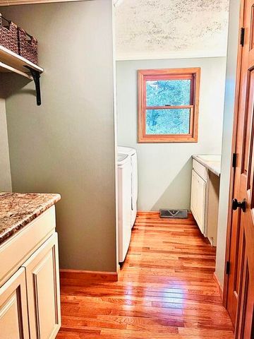 18610 M 86, Three Rivers, MI 49093