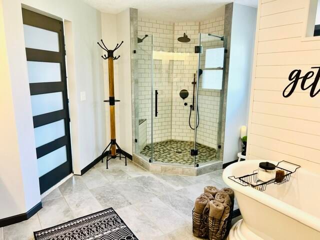 18610 M 86, Three Rivers, MI 49093
