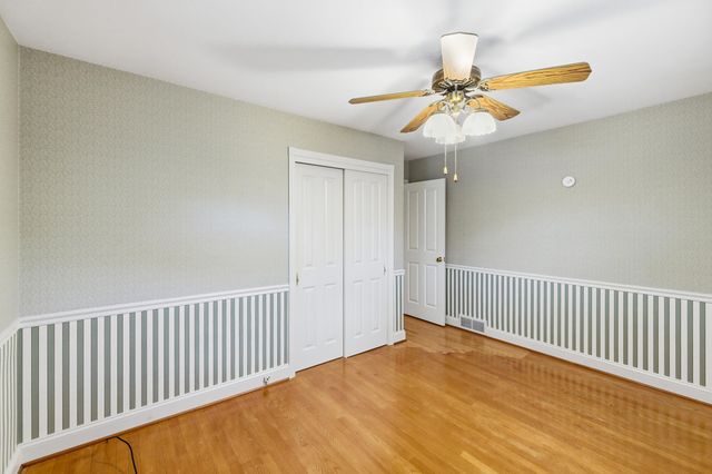 410 W NORTH ST, Woodstock, VA 22664