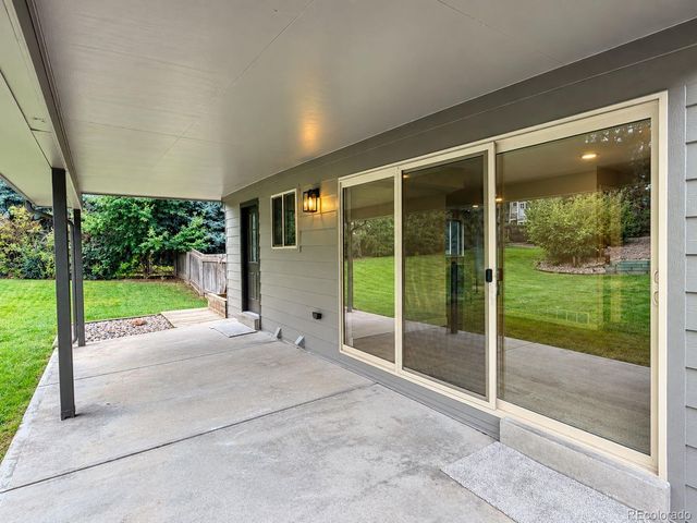 6184 S Benton Court, Littleton, CO 80123