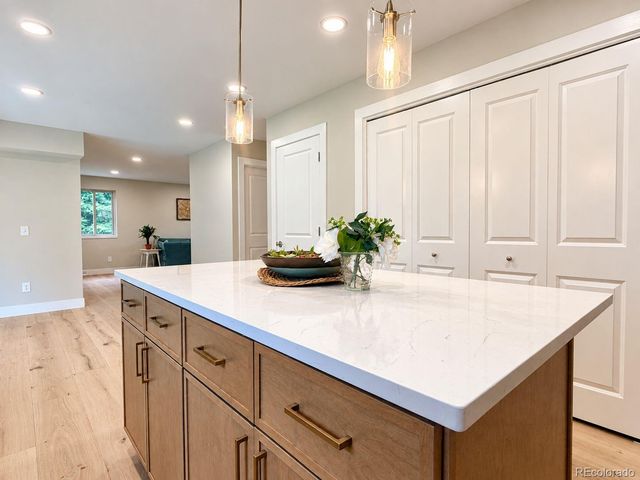 6184 S Benton Court, Littleton, CO 80123
