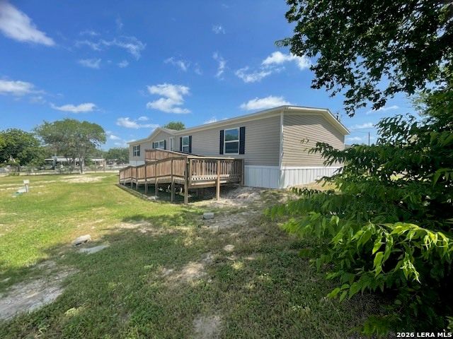 729 Saddle Dr, Bandera, TX 78003