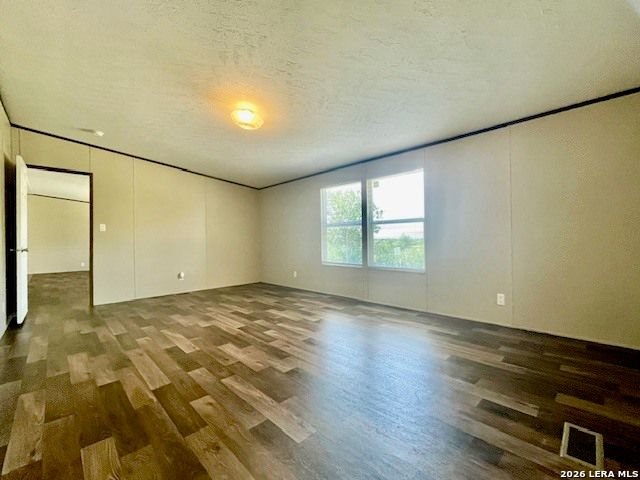 729 Saddle Dr, Bandera, TX 78003