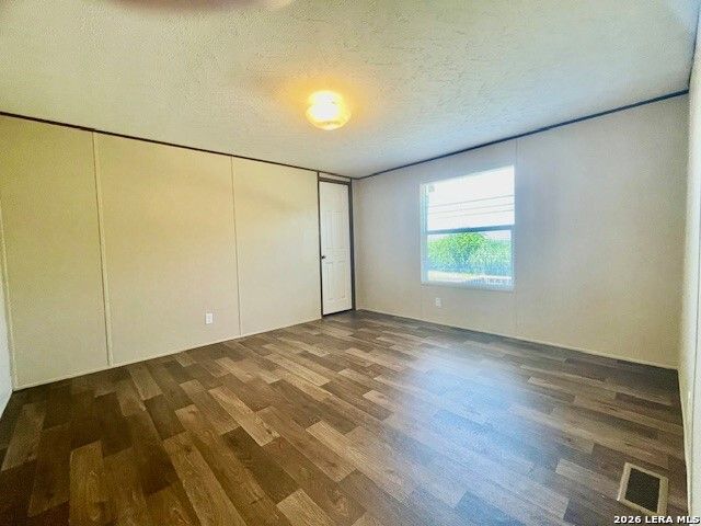 729 Saddle Dr, Bandera, TX 78003