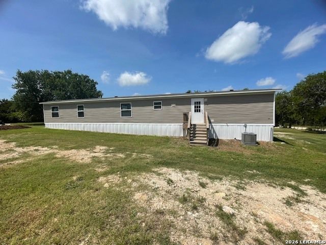 729 Saddle Dr, Bandera, TX 78003