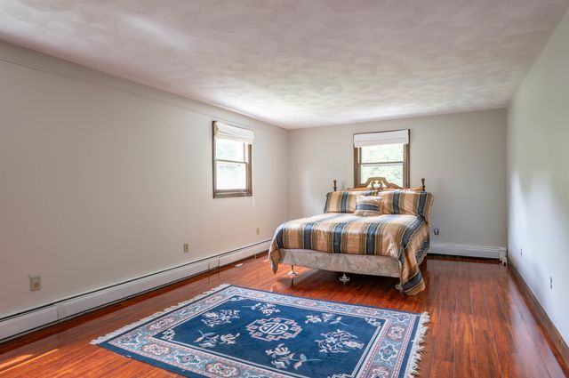 241 High Range Road, Londonderry, NH 03053