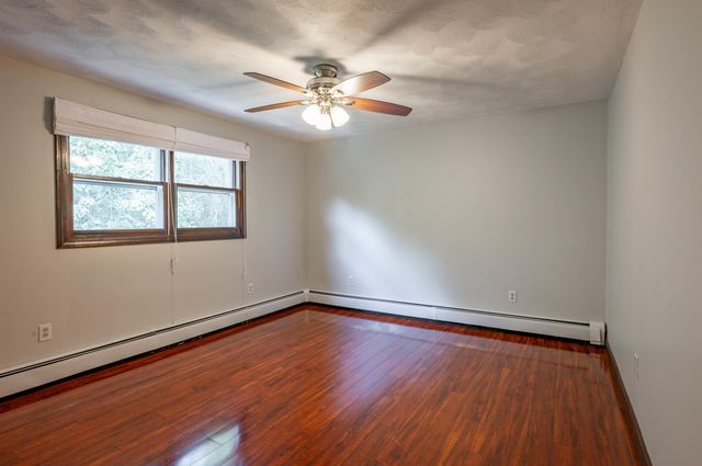 241 High Range Road, Londonderry, NH 03053