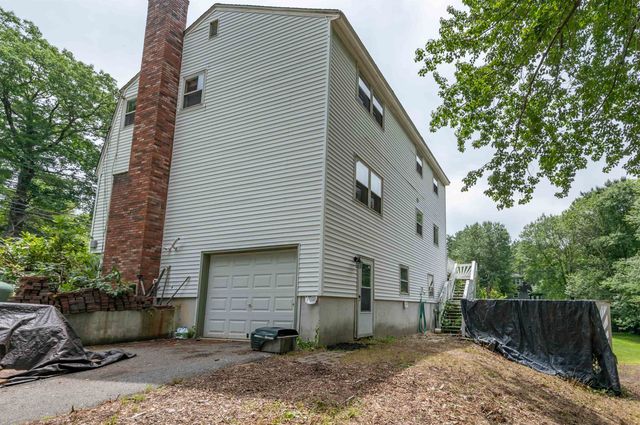 241 High Range Road, Londonderry, NH 03053
