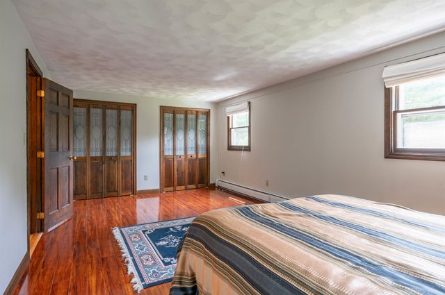 241 High Range Road, Londonderry, NH 03053