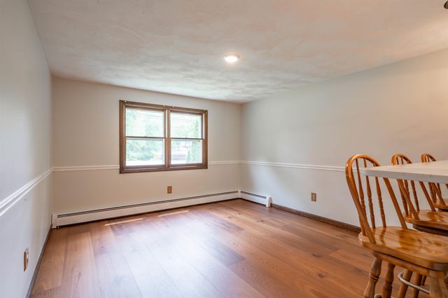 241 High Range Road, Londonderry, NH 03053